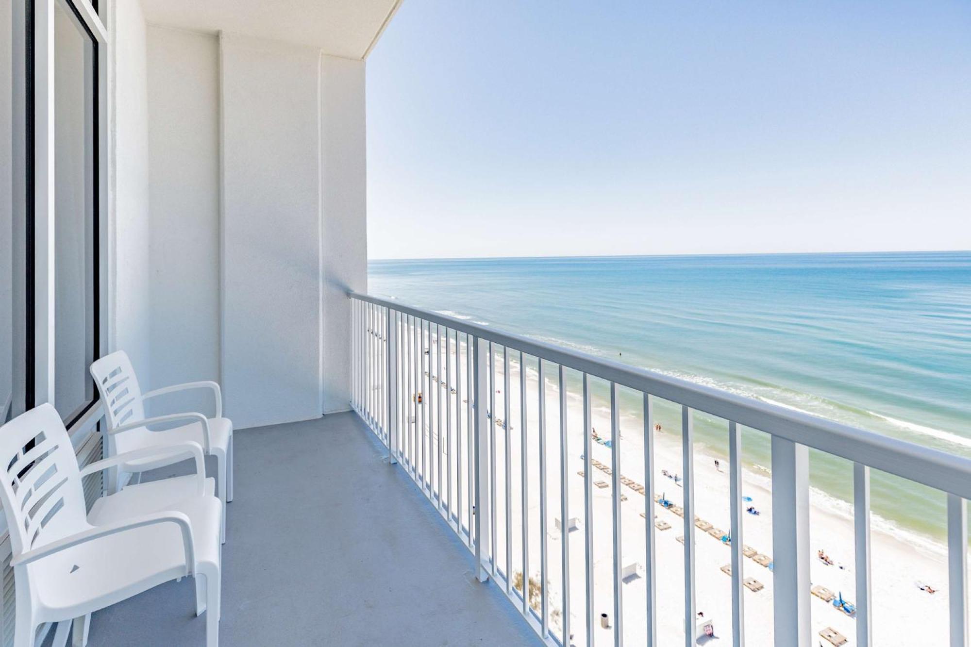 Hampton Inn & Suites Panama City Beach-Beachfront Exterior photo